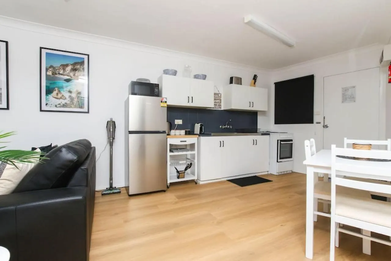 Modern Apartment Close To The City Centre 16 Cairns Australia