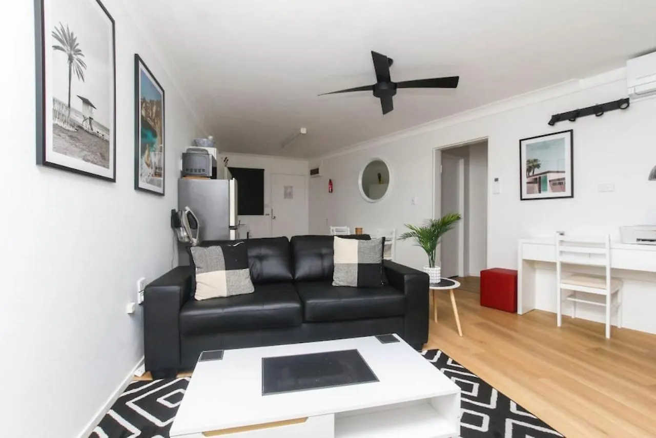 Modern Apartment Close To The City Centre 16 Cairns Australia