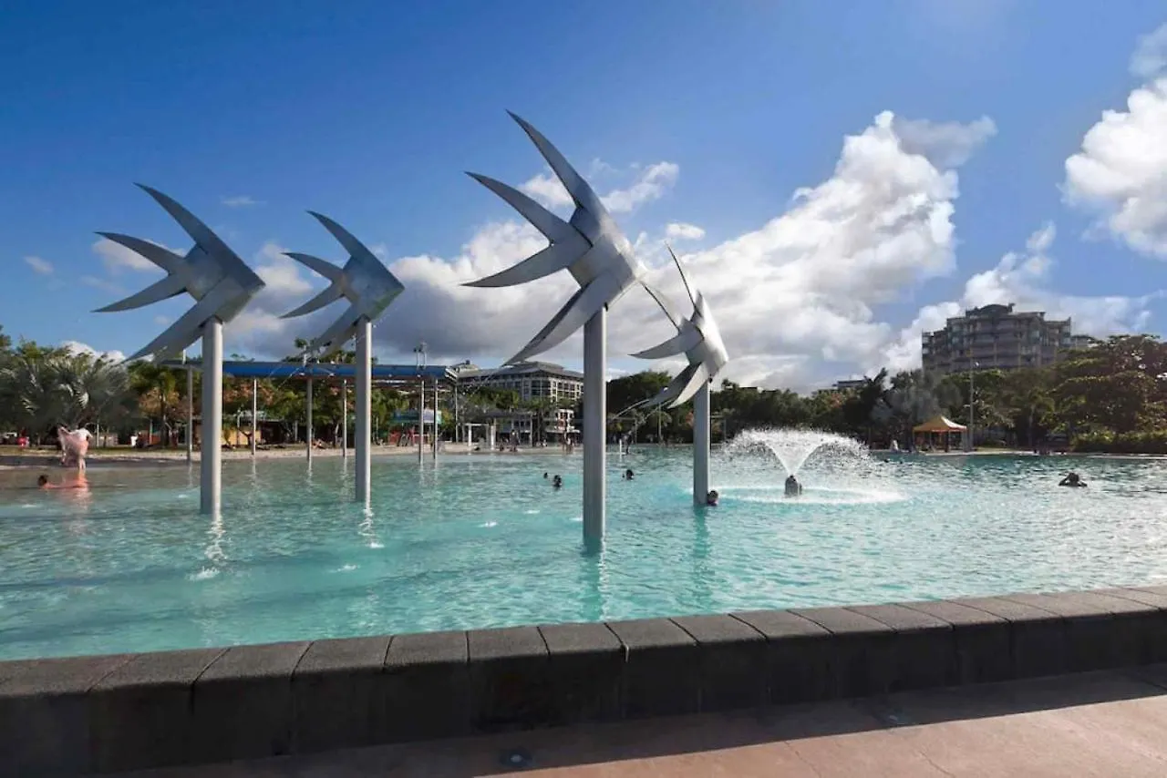 Modern Apartment Close To The City Centre 16 Cairns